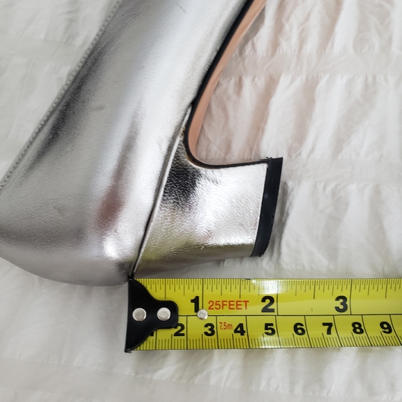 Ferragamo Ballet Flats- Silver - Picture 3 of 3